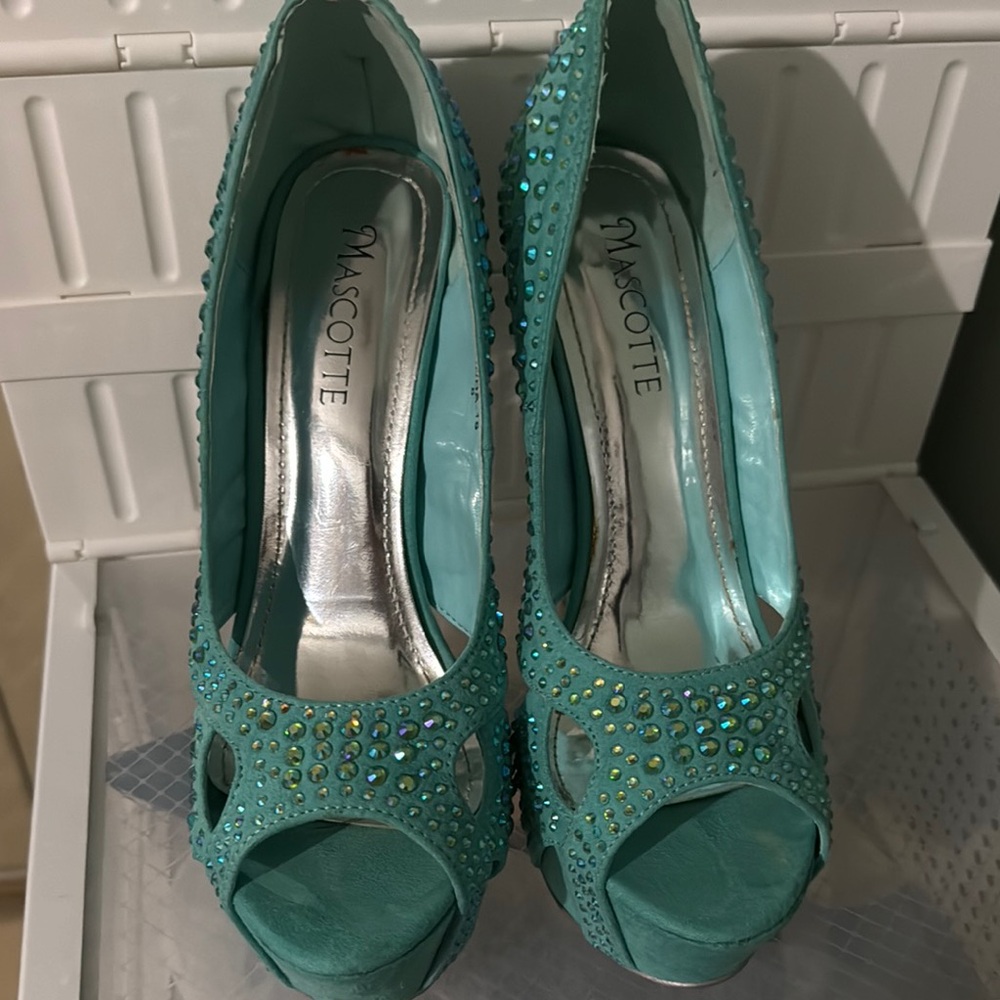 Scott Women's Teal Peep-Toe Heels
